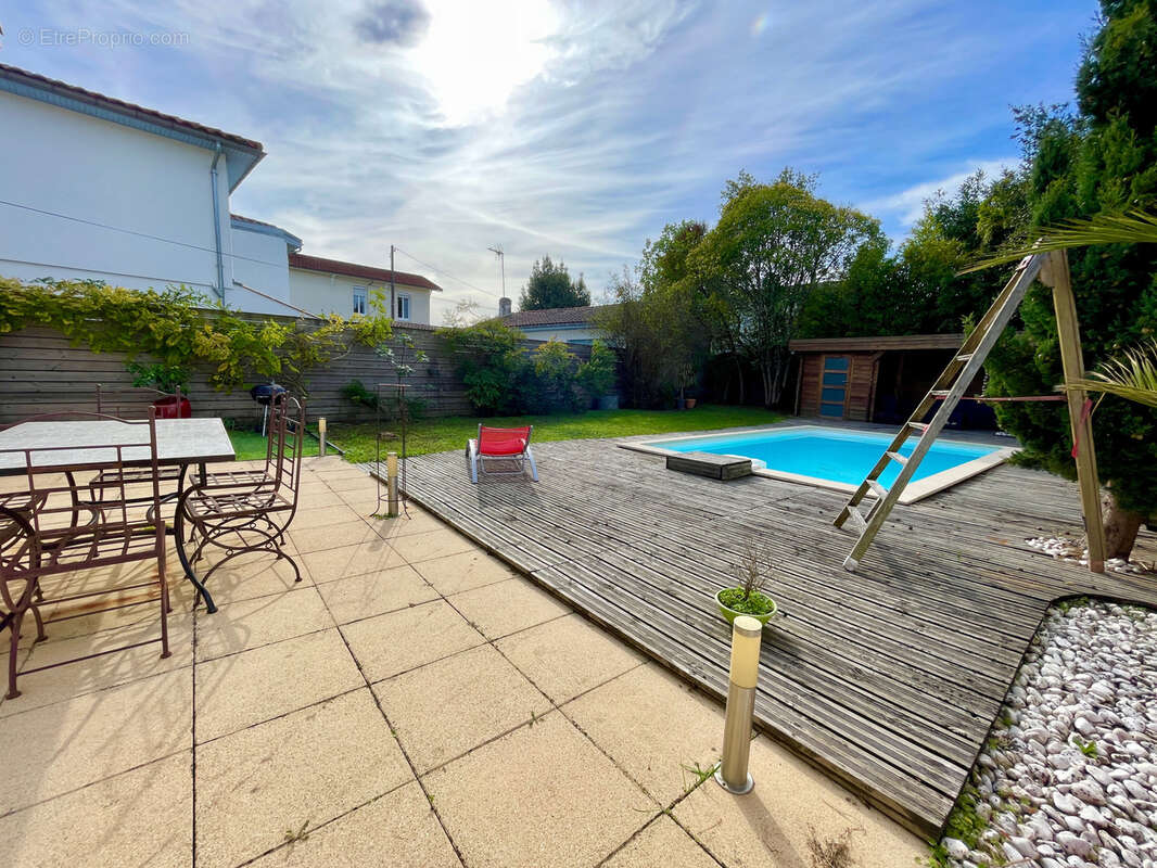 Maison à MERIGNAC
