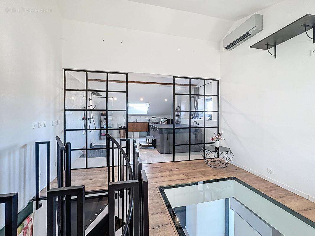 Appartement à SAINT-PIERRE-EN-FAUCIGNY