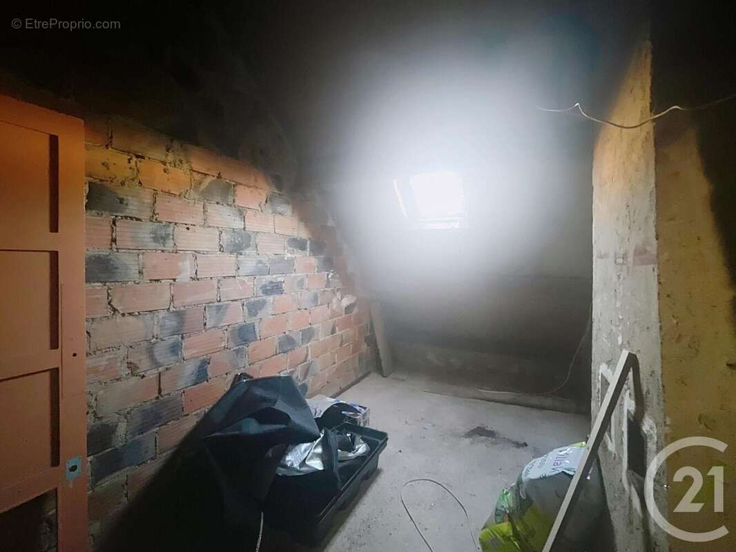 Maison à CHAMPILLON