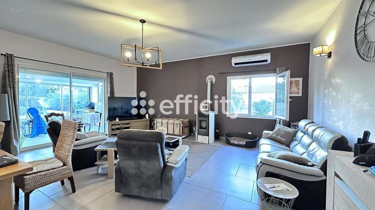 Maison à SAINT-PAUL-TROIS-CHATEAUX