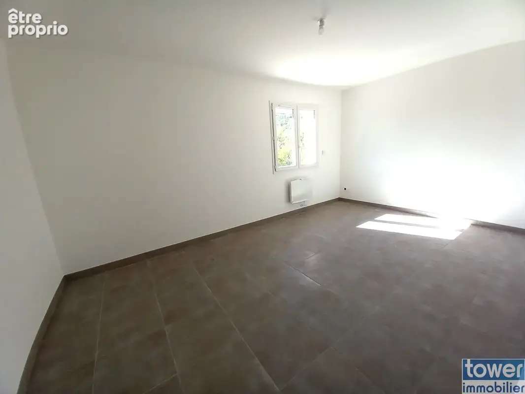 Maison neuve T4   98 m2 de confort, vue dégagée, calme et proximité du centre ville - photo 11