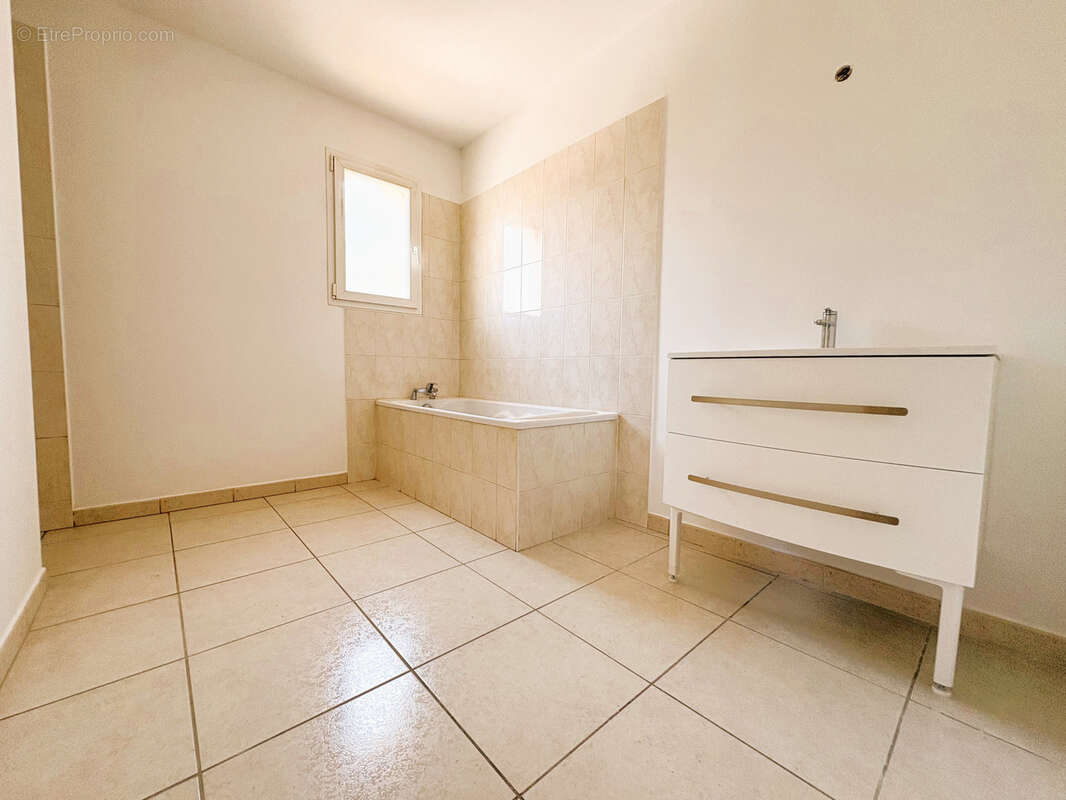 Maison à SAINTE-MARIE