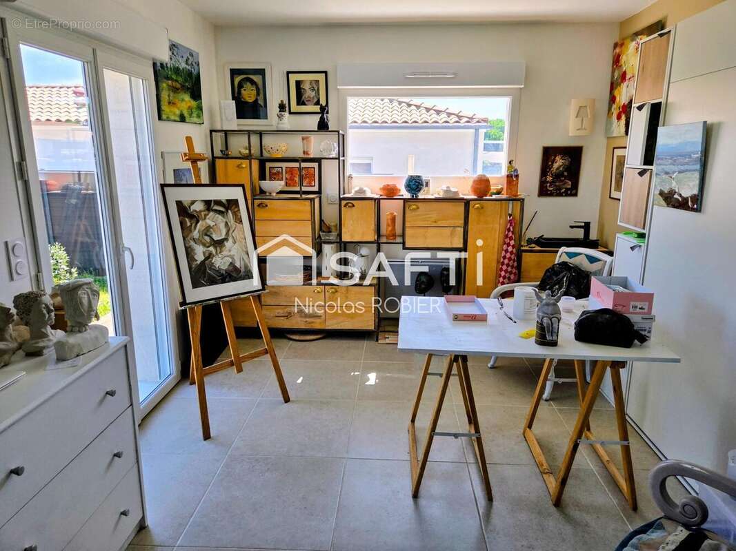 Maison 70 m² à La Creche  - photo 7