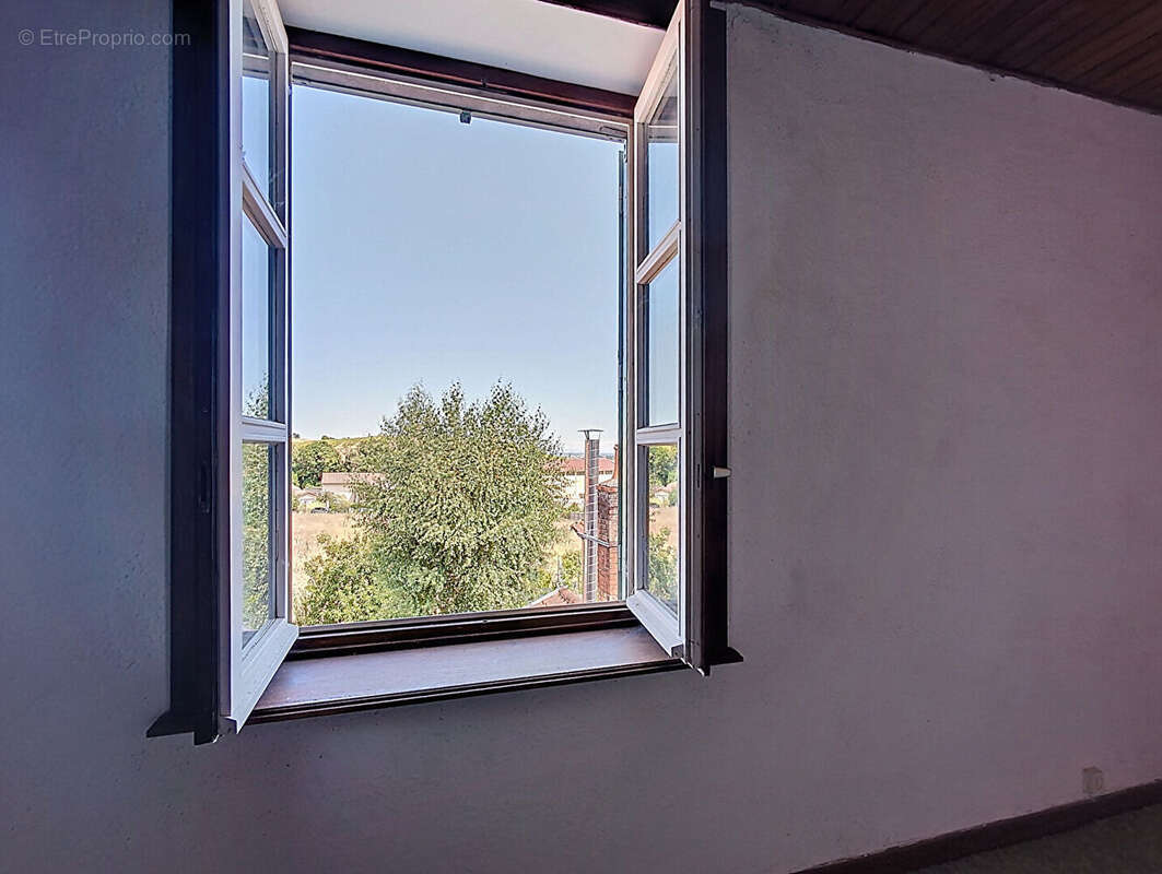 Maison à LE PERREON