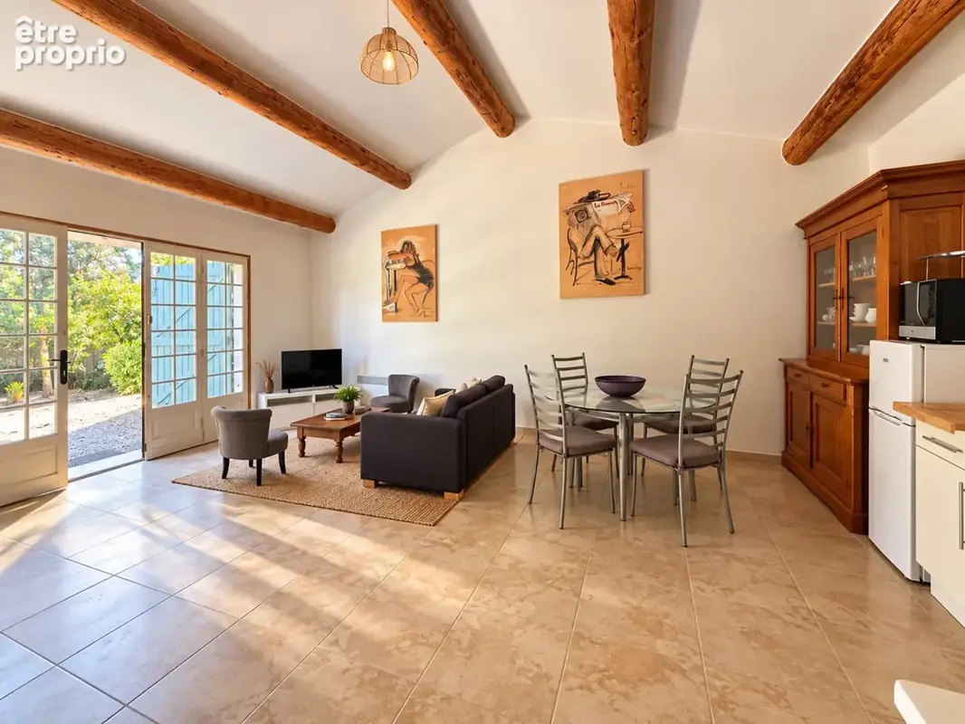 Maison de 170 m2 et maison de 70 m2, piscine, jardin 4230 m2 LAURIS (84) - photo 15