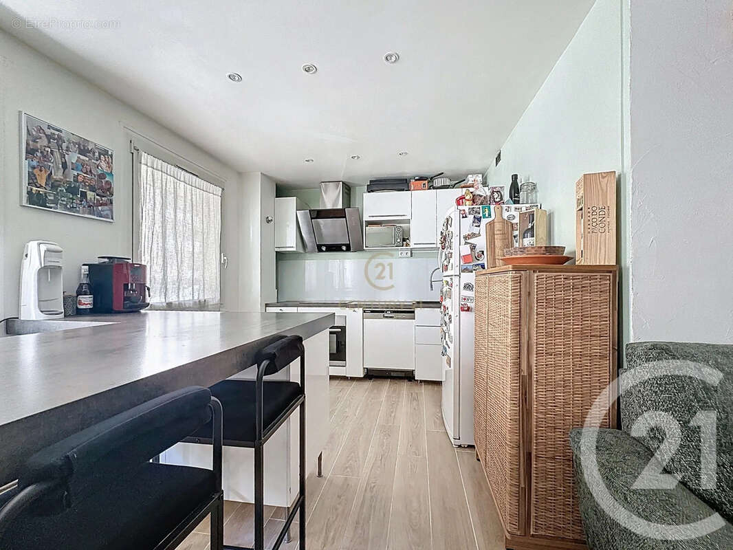 Appartement à LYON-8E