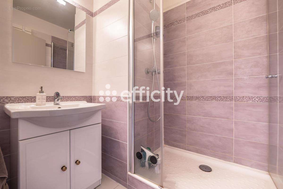 Appartement à MAISONS-ALFORT