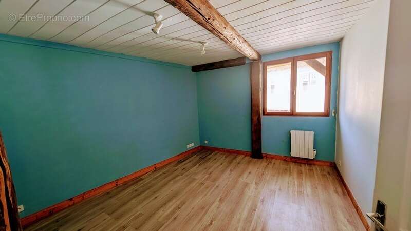 Appartement à CEVINS