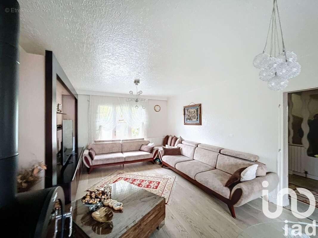 Photo 2 - Maison à MONTLIGNON