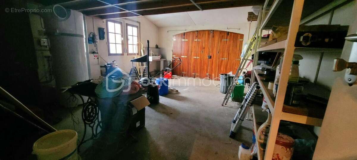 Maison de 111 m2, 3 chambres + bureau + piscine et garage sur 850 m2 de terrain - photo 15