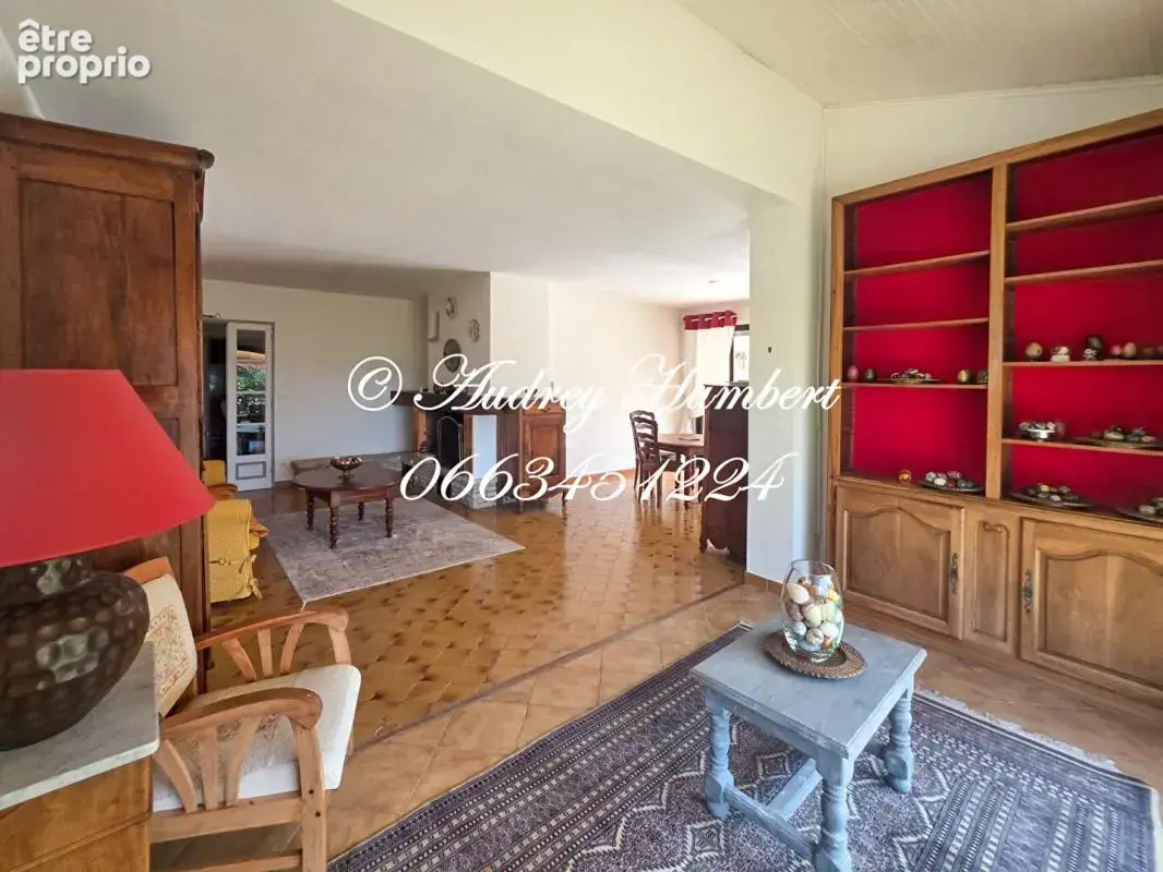 Exclusivité Manosque, Quartier Mont d'Or / Colombier,  Belle villa familiale de 163 m² , 5 chambres - Jardin clos, Piscine et Pr - photo 2