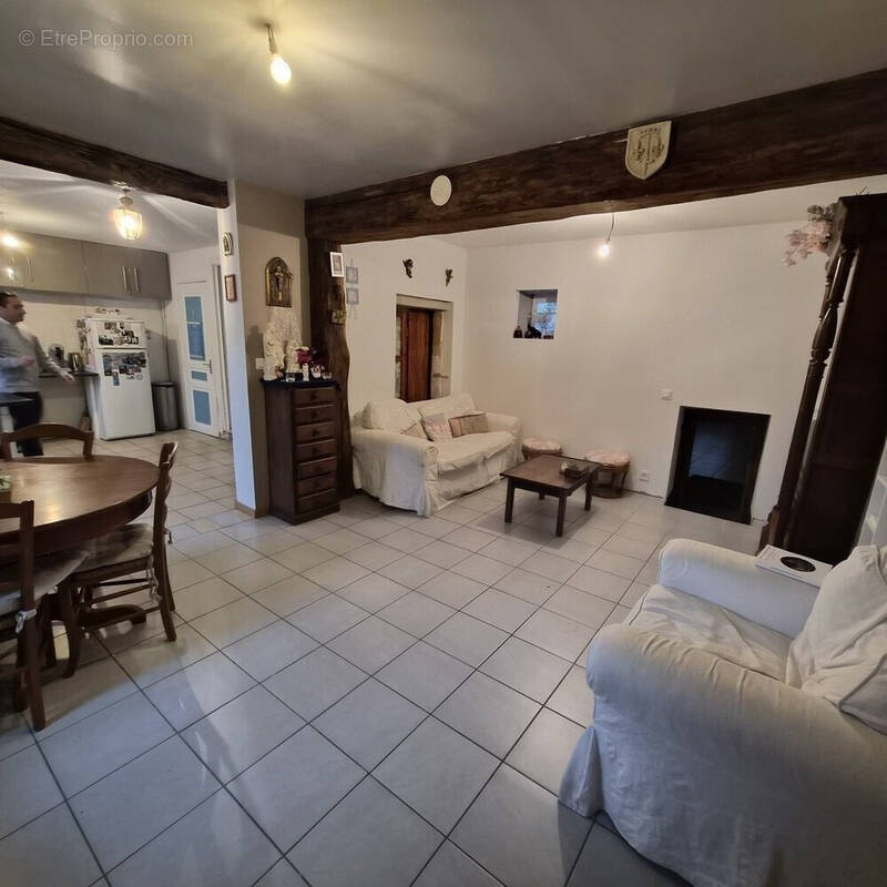 Maison&lt;br&gt;de charme 1 - Maison à MONCHY-SAINT-ELOI