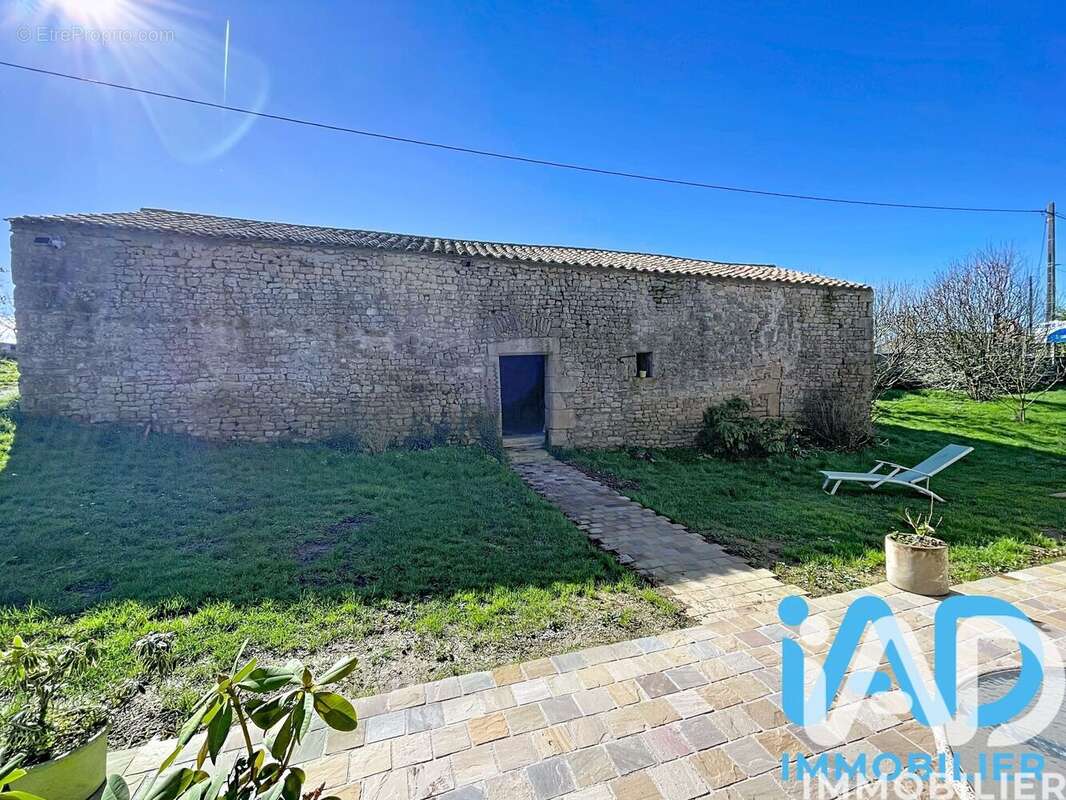 Photo 9 - Maison à ARDIN