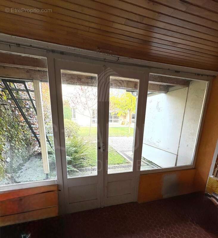 Maison à BEAUREPAIRE