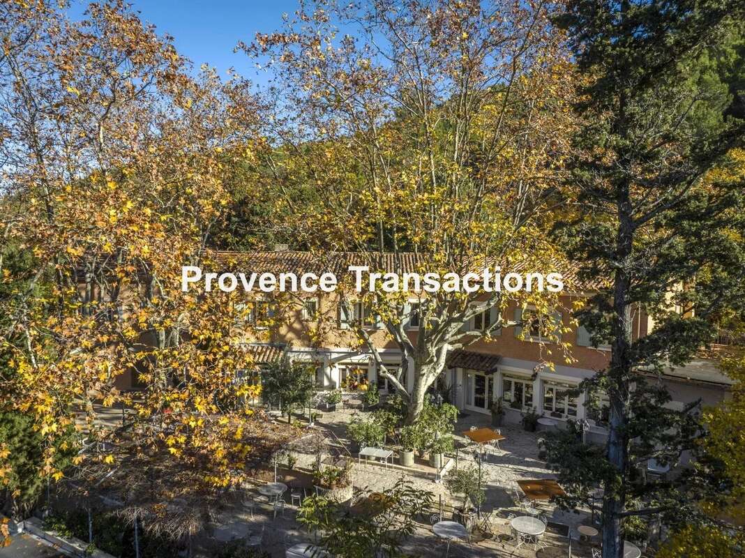 Commerce à GIGONDAS