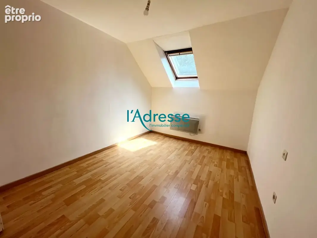 Maison en pierre avec dépendances et 2 150 m² de terrain - photo 6