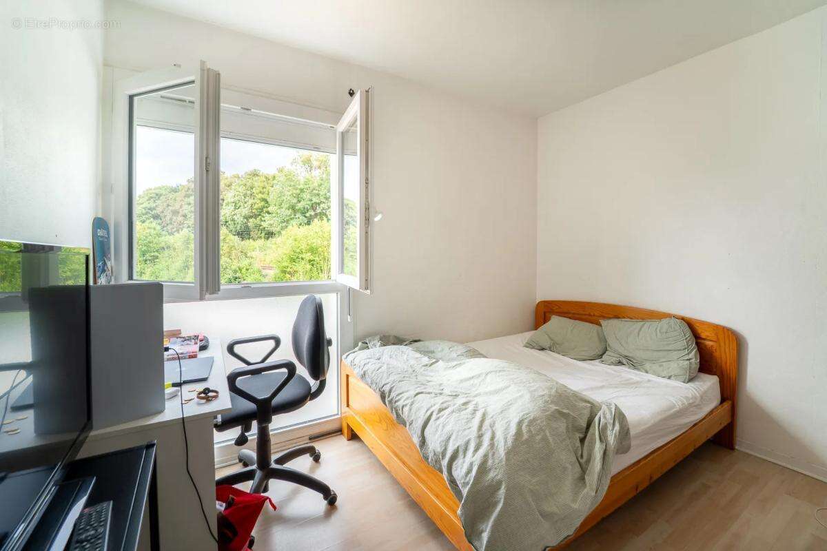 Appartement de 4 pièces de 81 m² à Déville-lès-Rouen - photo 8