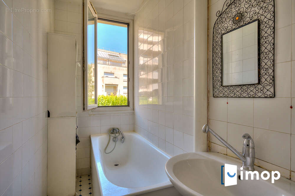 Appartement à ISSY-LES-MOULINEAUX