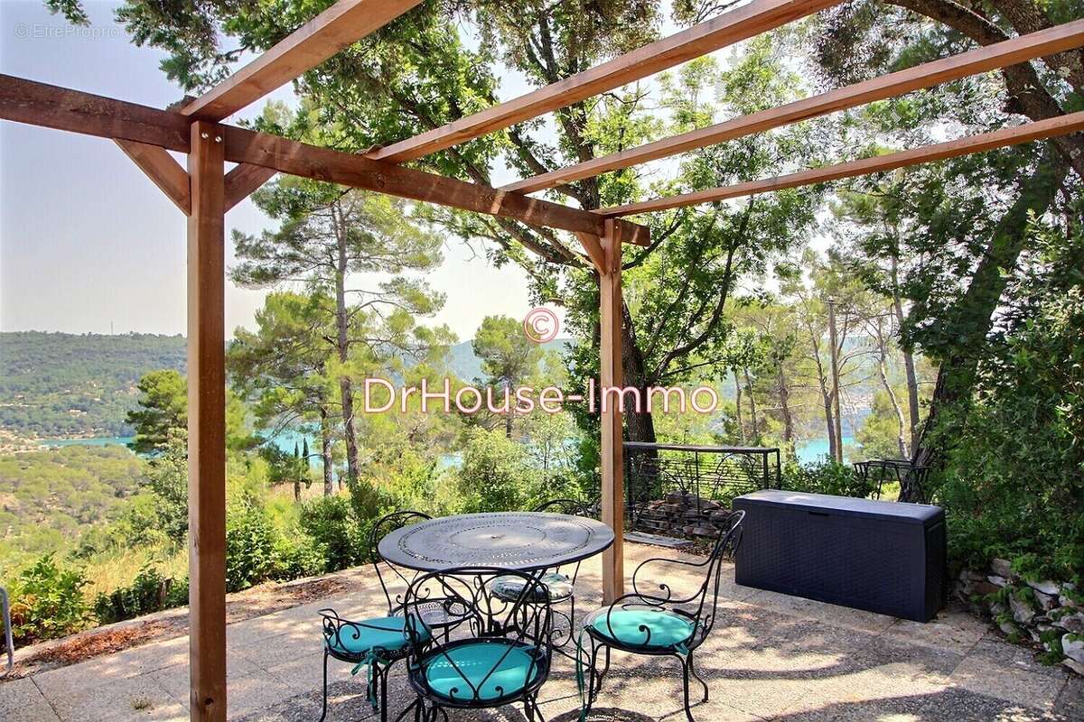 Maison à ESPARRON-DE-VERDON