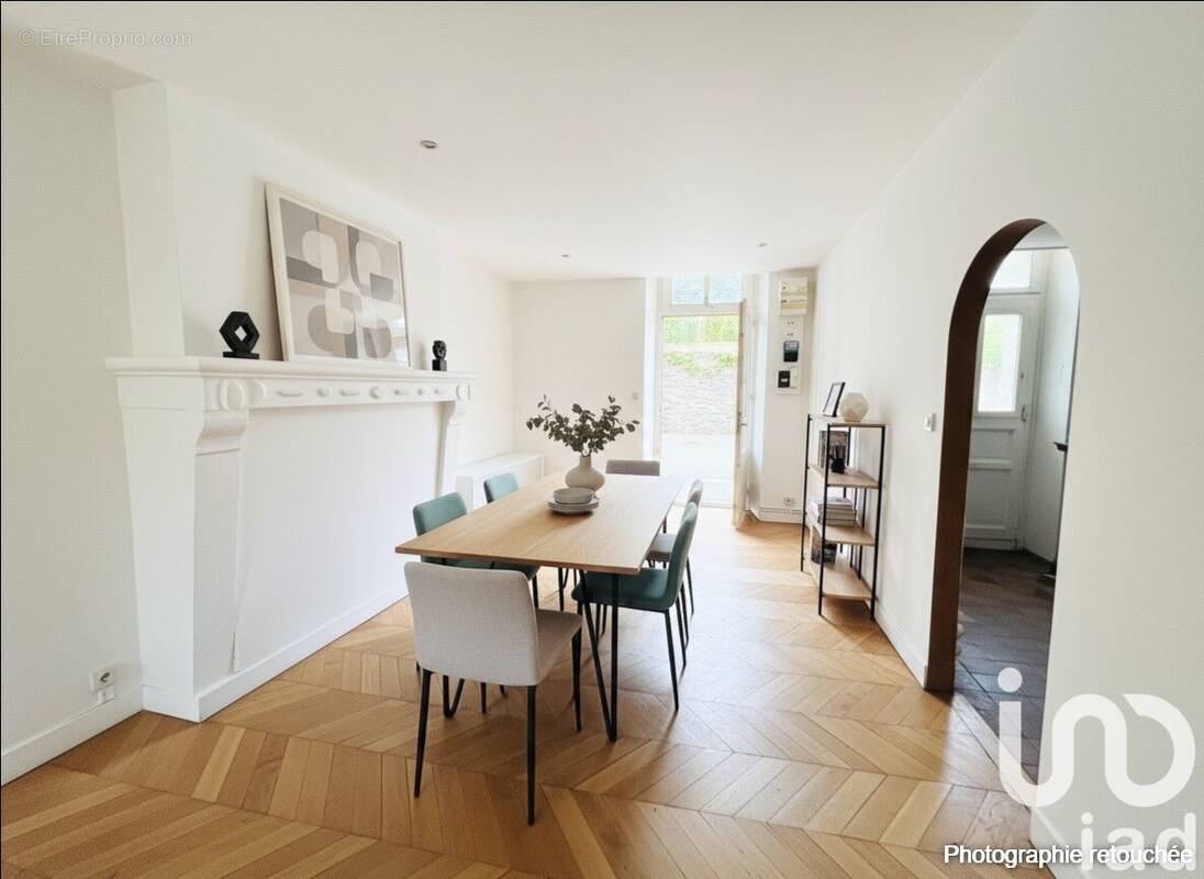 Photo 1 - Maison à CHALLAIN-LA-POTHERIE