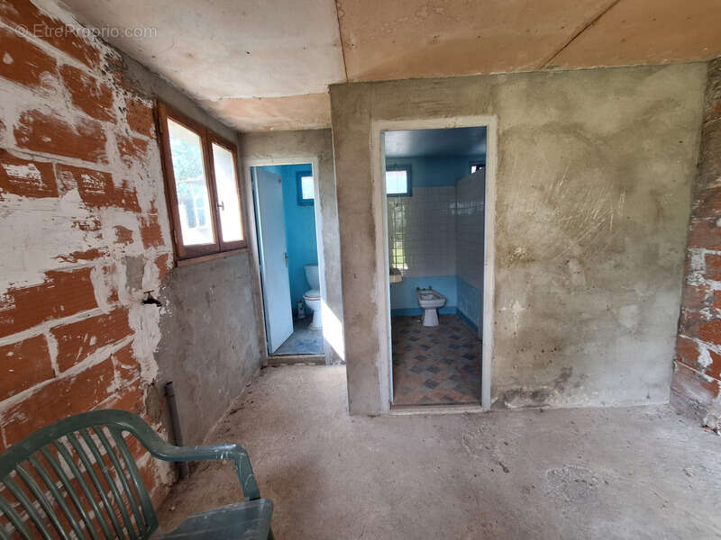 Corps de ferme à aménager avec dépendances et plus de 7 000 m² de terrain  Plaisance-du-Gers - photo 10