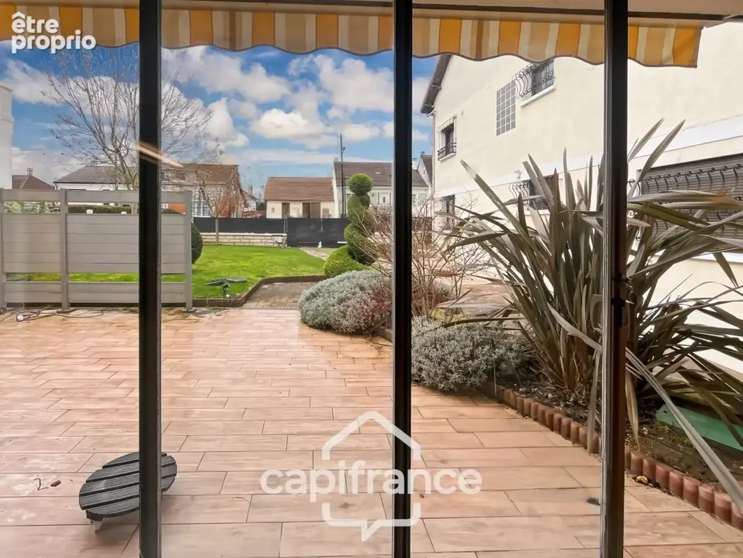 Maison familiale et polyvalente, à Ormesson-sur-Marne, au calme, 4 chambres, dépendance, 2 grands garages, terrain 496 m2 - photo 17