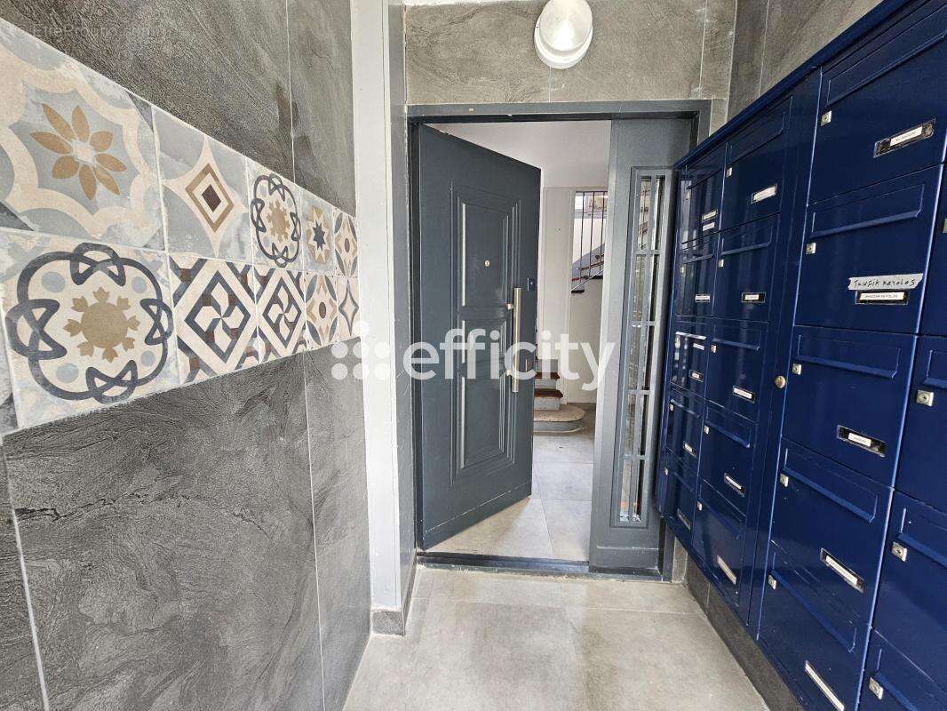Appartement à GENNEVILLIERS