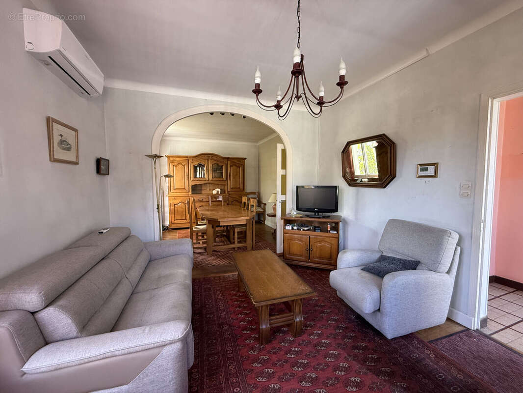 Photo 2 - Maison à GUEUGNON