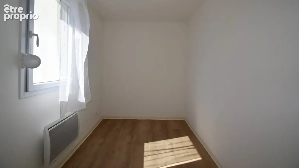 SOUS OFFRE -  Appartement Cusset T3 avec balcon et parking, proche VICHY. - photo 9