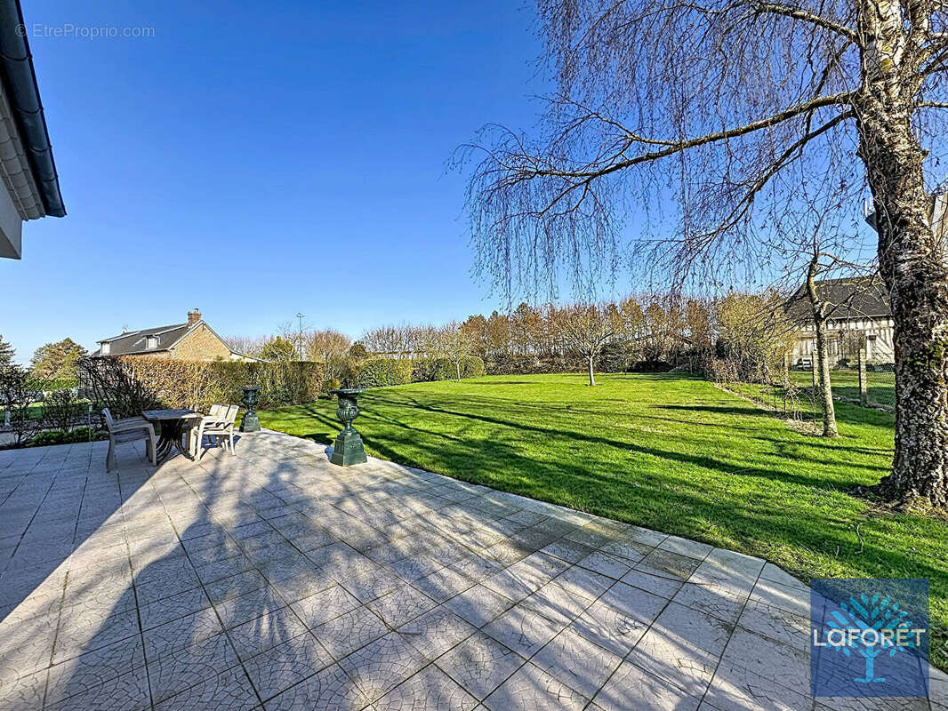 Maison à BERNAY