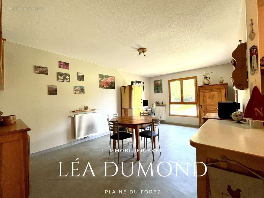 Appartement à SAINT-ROMAIN-LE-PUY