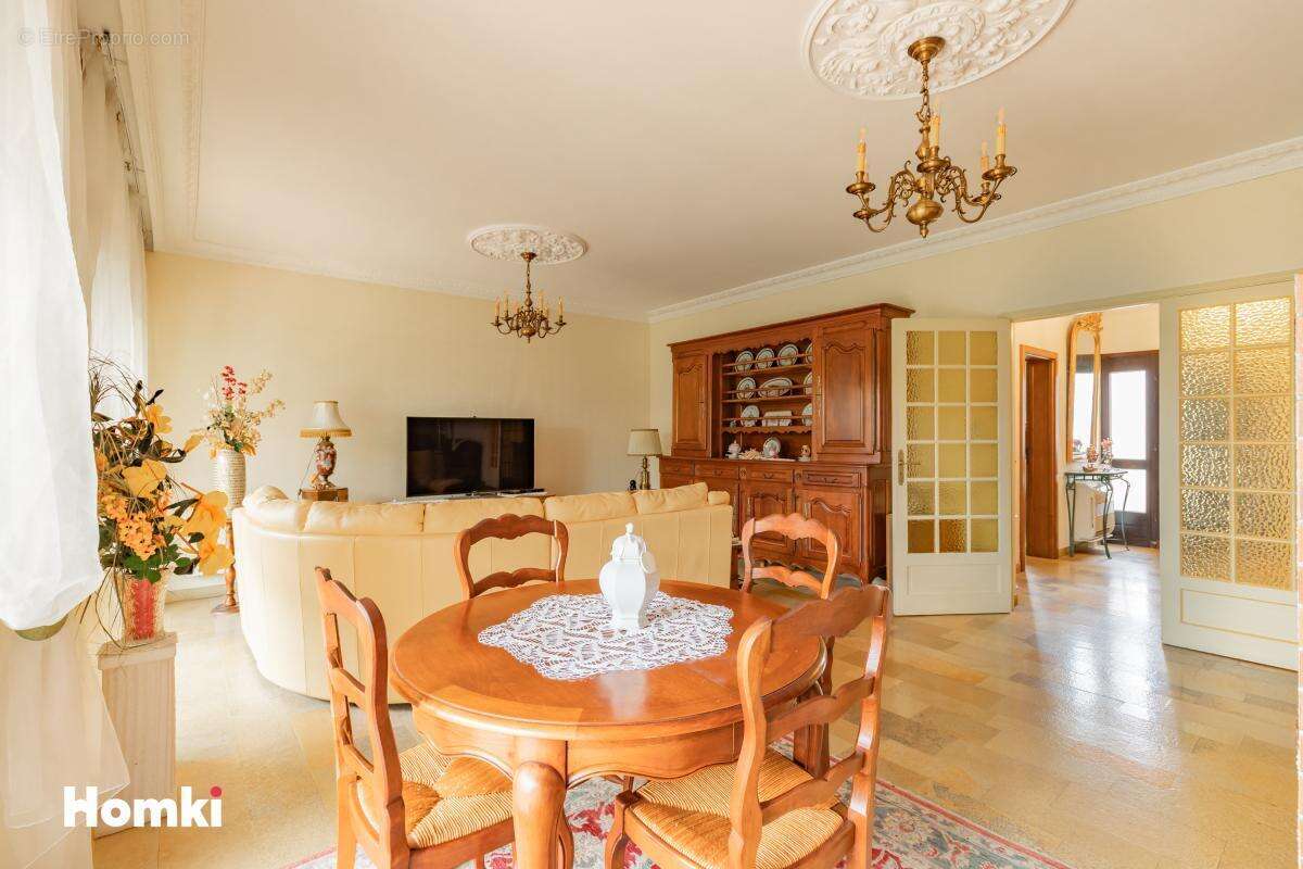 Maison à CASTELMAUROU