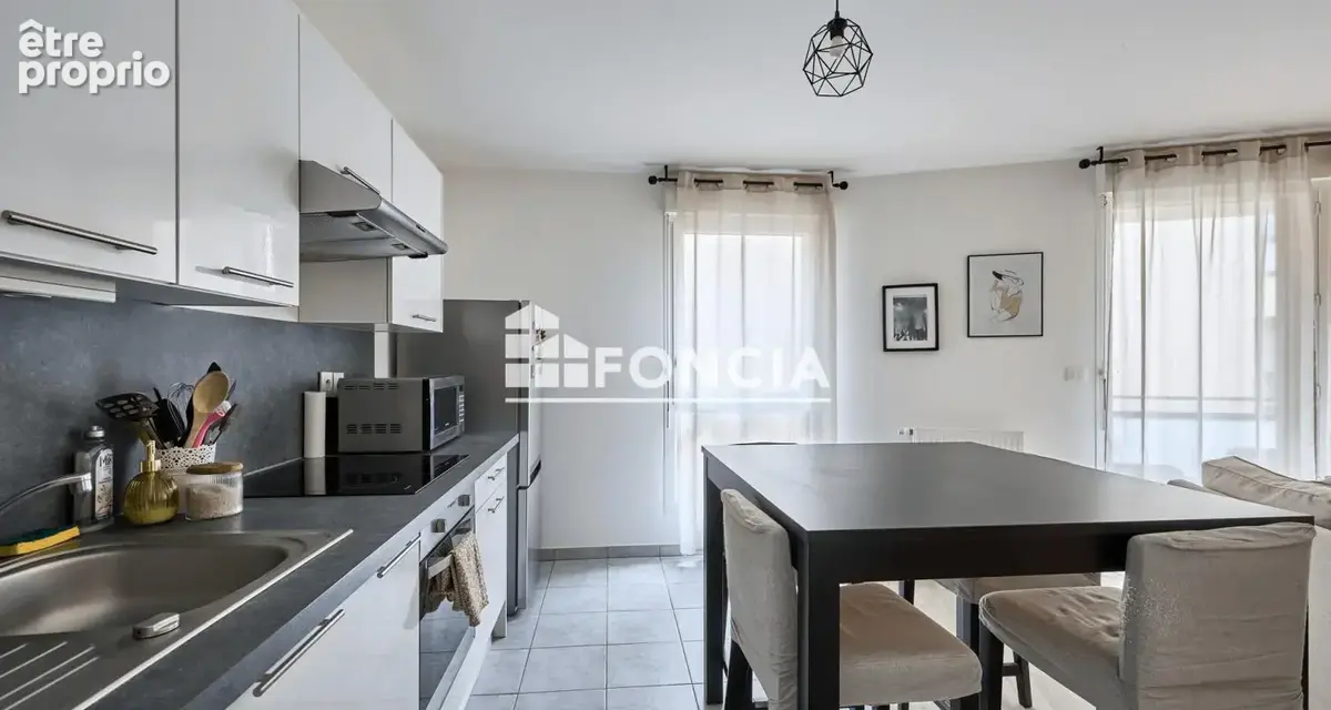 Appartement 4 pièces, lumineux, confortable et idéalement situé - photo 6