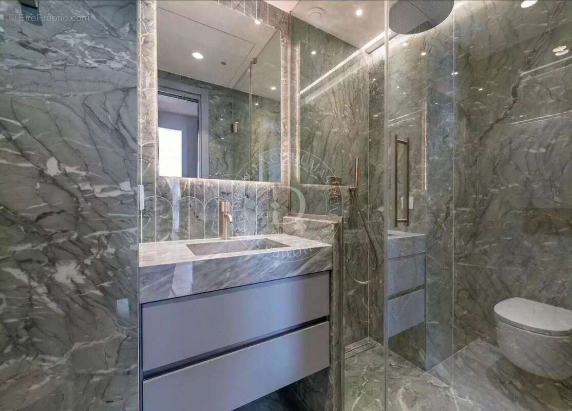 Appartement à VILLEFRANCHE-SUR-MER