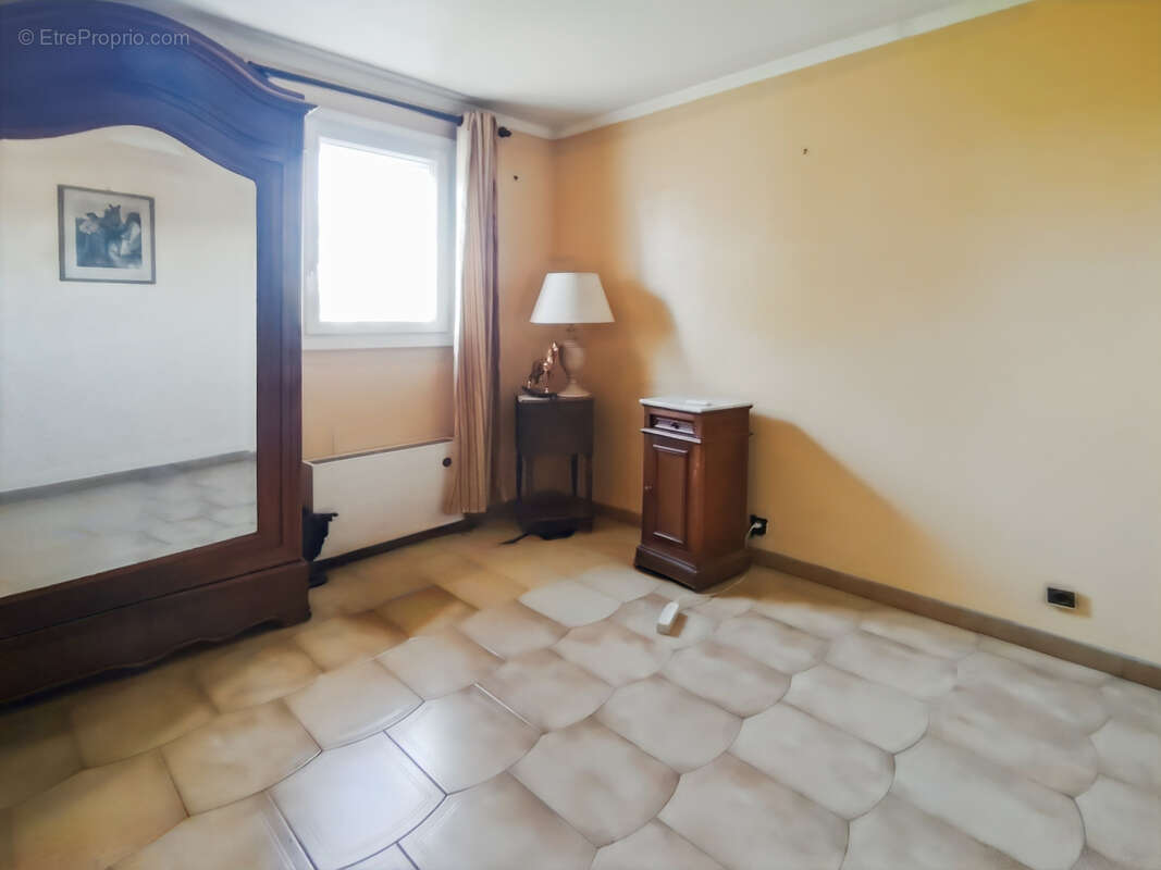 Maison à PONT-SAINT-ESPRIT