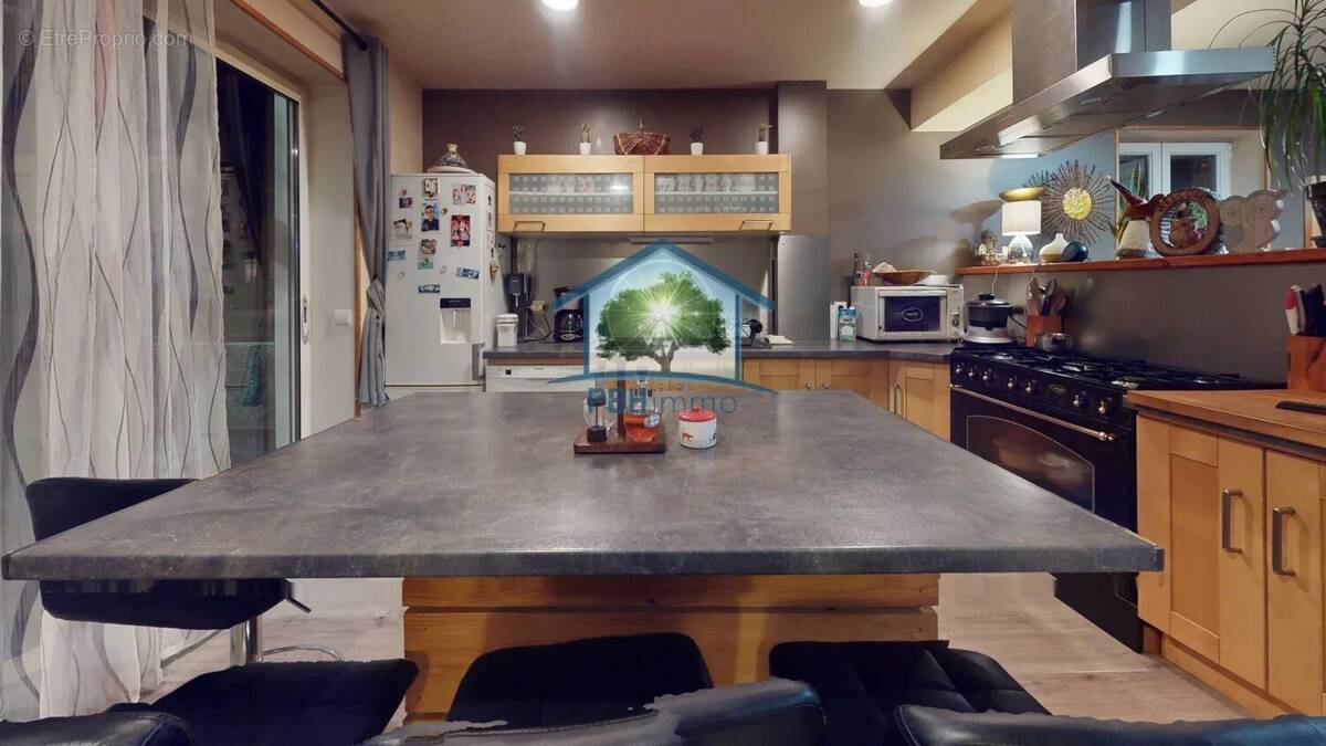 Maison à BOURG-LASTIC