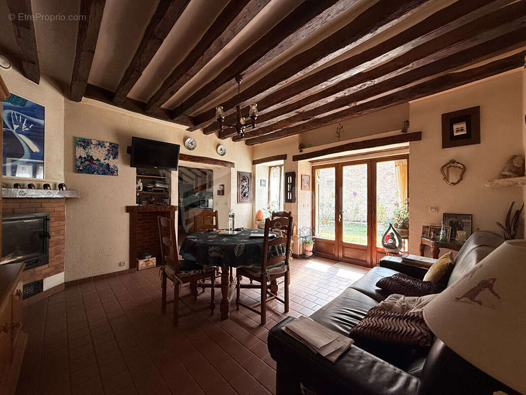 Maison à POUILLY-SUR-LOIRE