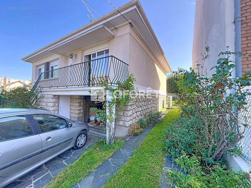 Maison à VILLEJUIF