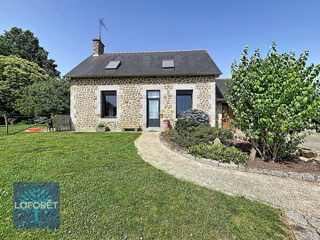 Maison à LA CHAPELLE-JANSON