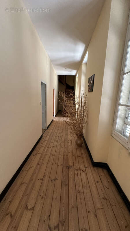 Maison à SAINT-JEAN-D'ANGELY