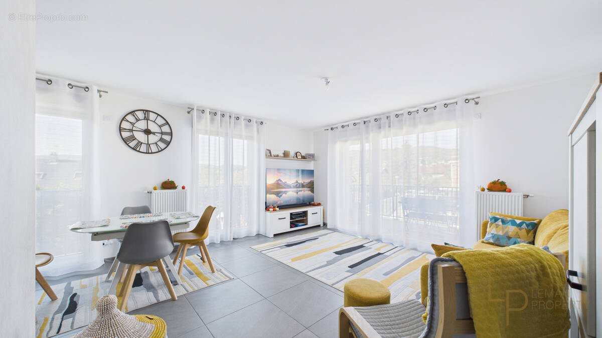 Appartement à ARGONAY