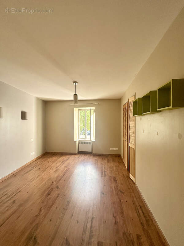 Maison à LEZIGNAN-CORBIERES