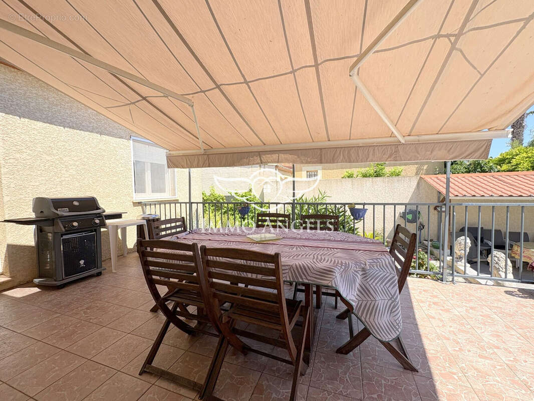 Maison à MEZE
