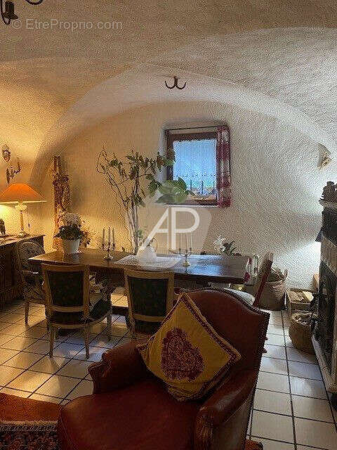 Maison à SAINT-CHAFFREY