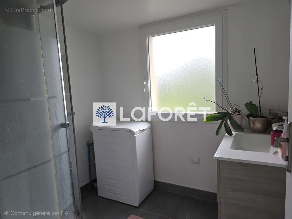 Maison à BOUGUENAIS