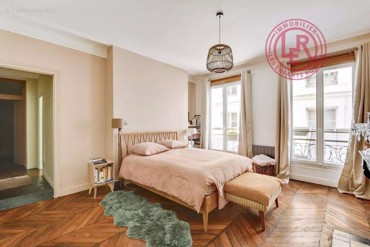 Appartement à PARIS-12E