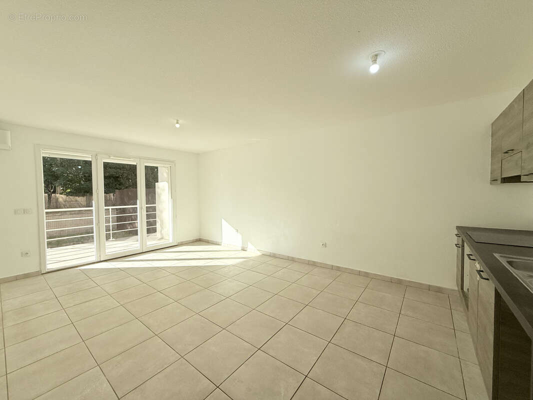 Appartement à LUNEL