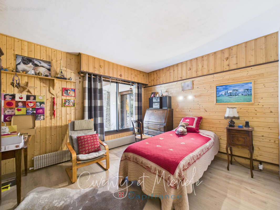 Grande propriété familiale sur 7 533 m² de terrain plat - photo 12