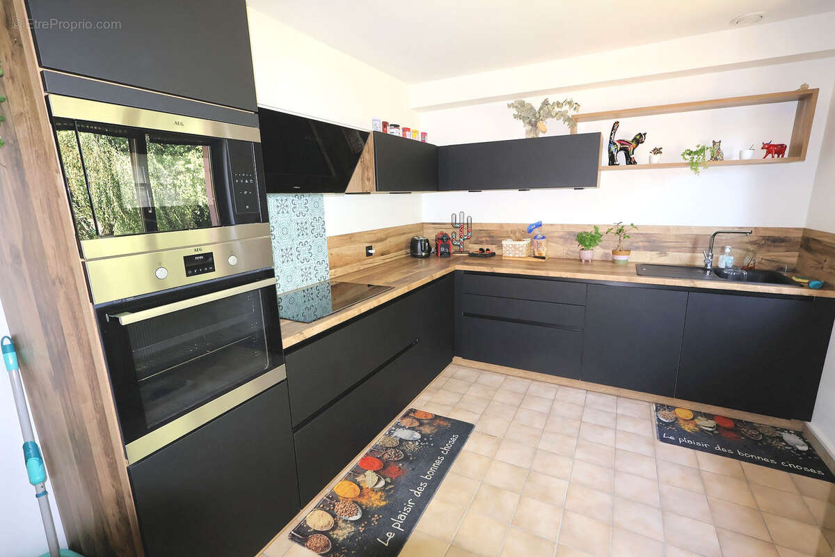 Blotzheim dans une impasse charmante maison de 115 m2 sur 5,29 ares de terrain - photo 4