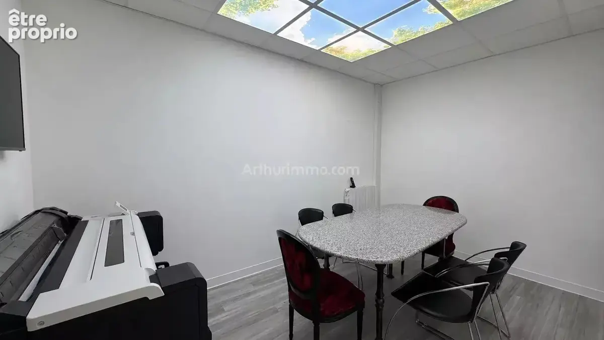 Vente Bureau-local Draguignan(83300) 178 500ï¿œ - photo 6